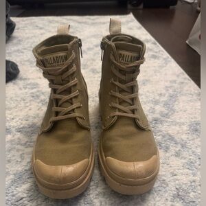 Palladium Canvas Zip-Back Boots in Olive and Tan
